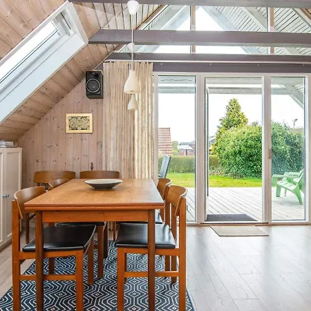 Two-bedroom In 10